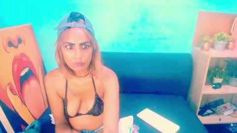 Snapshot of alanadelray chatting on 01.26.25 alanadelray online show from 01.26.25