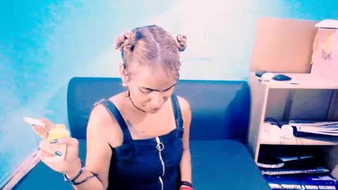 Snapshot of alanadelray chatting on 02.28.25 alanadelray online show from 02.28.25