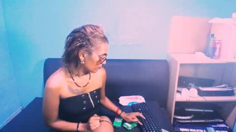 Snapshot of alanadelray chatting on 03.12.25 alanadelray online show from 03.12.25
