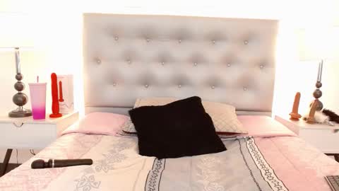 alana online show from 12.14.25