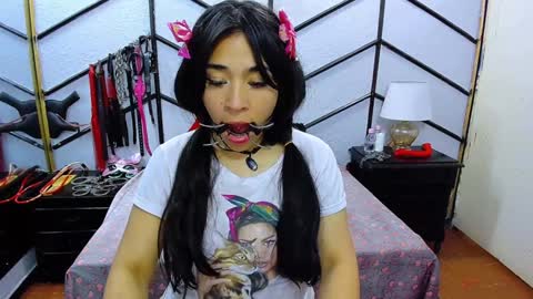 Alana online show from 01.04.25