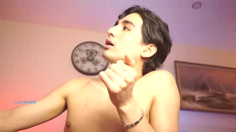 idenavarre online show from 02.27.25