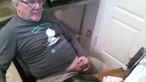 Snapshot of alanlee10allen chatting on 12.17.25 Alanlee10allen online show from 12.17.25