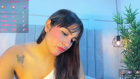 Snapshot of alannablair chatting on 02.22.25 Alanna online show from 02.22.25