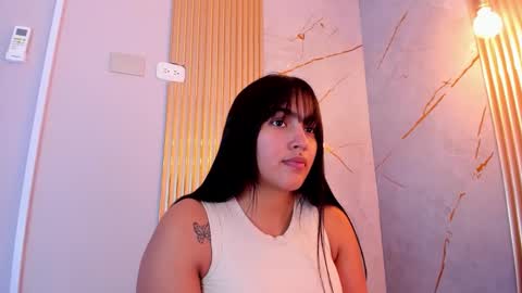 Snapshot of alannablair chatting on 01.11.26 Alanna online show from 01.11.26