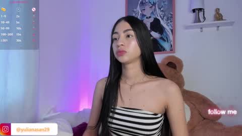 Snapshot of alannah__ chatting on 02.04.25 online show from 02.04.25