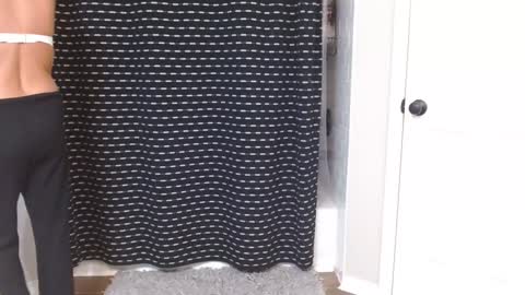 Alanna Rack online show from 03.06.25