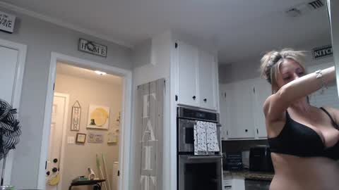 Alanna Rack online show from 09.13.25