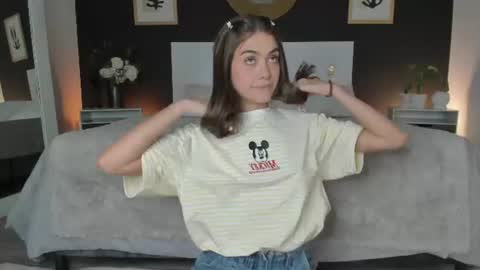 Alanna Cute Russell online show from 07.18.26