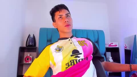 alannaughty_ online show from 01.15.25