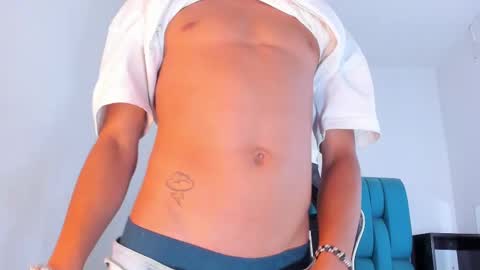 alannaughty_ online show from 02.18.25