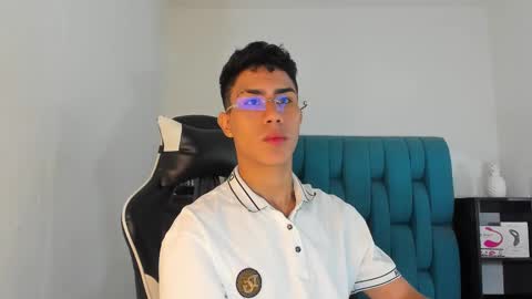 alannaughty_ online show from 03.02.25