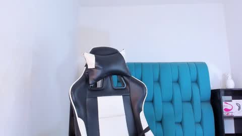 alannaughty_ online show from 03.06.25