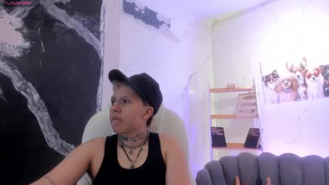 Snapshot of alanred_ chatting on 09.28.25 alanred_ online show from 09.28.25