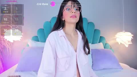 Alassia Hocthner online show from 11.24.25