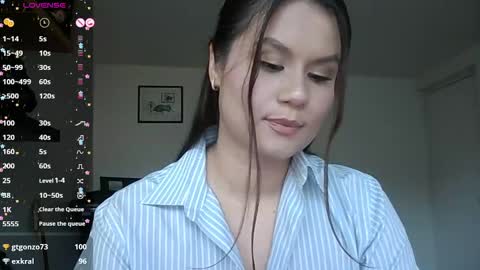 alba_toro535670 online show from 02.22.25