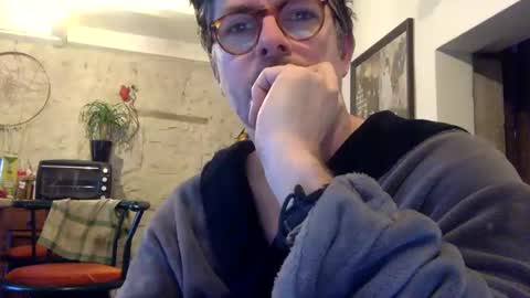 Snapshot of albandant chatting on 12.03.24 albandant online show from 12.03.24