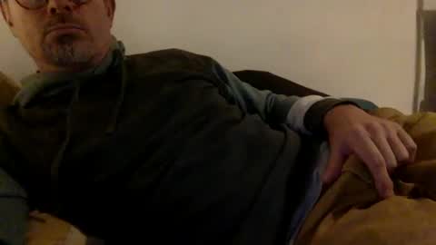 Snapshot of albandant chatting on 12.14.24 albandant online show from 12.14.24