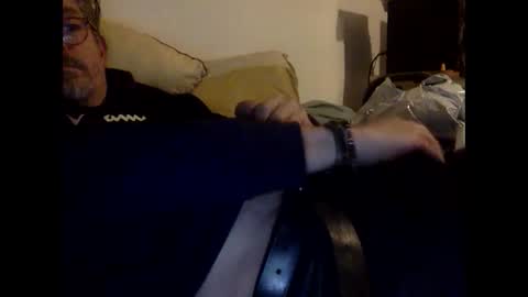 Snapshot of albandant chatting on 01.16.25 albandant online show from 01.16.25