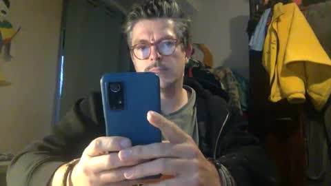 Snapshot of albandant chatting on 02.12.25 albandant online show from 02.12.25
