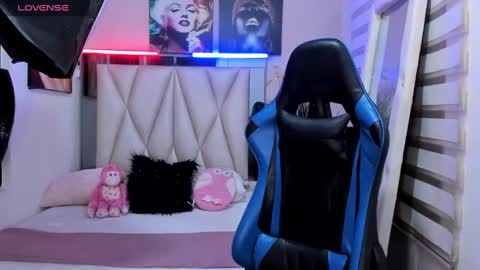 ale_noah_xxx online show from 01.06.25