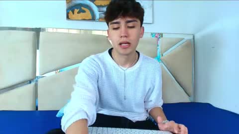 Snapshot of alec_rogue chatting on 11.27.25 alec online show from 11.27.25