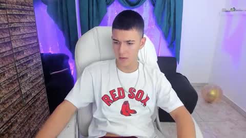 Snapshot of aleckk_boy chatting on 11.13.25 Aleck Boy online show from 11.13.25