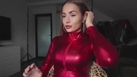 Alecssalove online show from 10.06.25