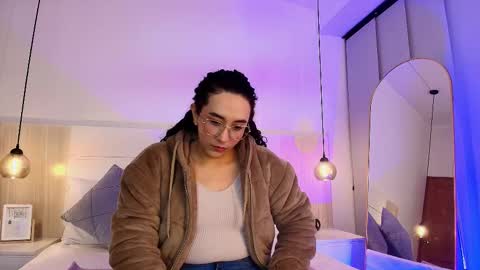 Alehia Cute online show from 10.12.25