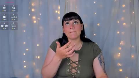 Aleja online show from 10.25.25