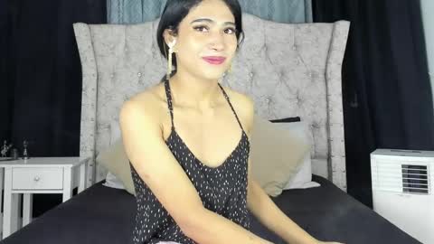 Alejandra online show from 05.22.26