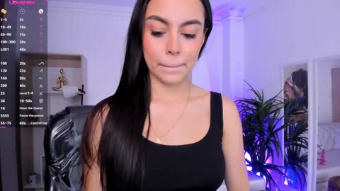 Snapshot of alejaa___ chatting on 01.16.25 Alejandra online show from 01.16.25