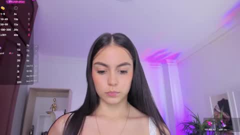 Snapshot of alejaa___ chatting on 02.10.25 Alejandra online show from 02.10.25