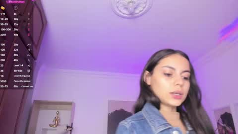 Snapshot of alejaa___ chatting on 02.12.25 Alejandra online show from 02.12.25