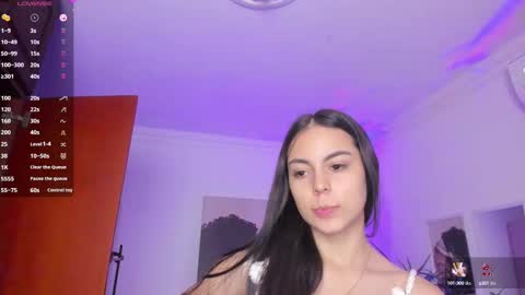 Snapshot of alejaa___ chatting on 02.17.25 Alejandra online show from 02.17.25