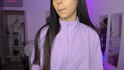 Snapshot of alejaa___ chatting on 03.10.25 Alejandra online show from 03.10.25