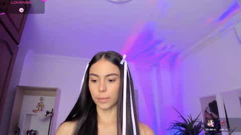 Snapshot of alejaa___ chatting on 03.12.25 Alejandra online show from 03.12.25