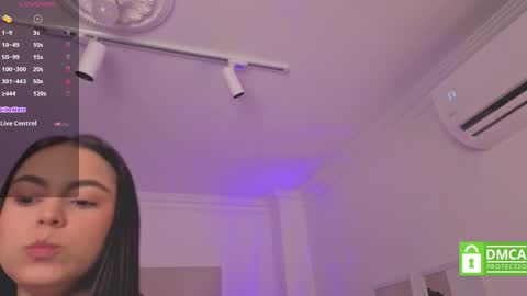 Alejandra online show from 10.16.25