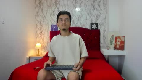 ALEJANDRA JAMES online show from 04.02.26