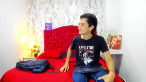 ALEJANDRA JAMES online show from 04.08.26