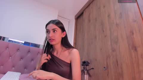 alejandraaa_ online show from 09.18.25