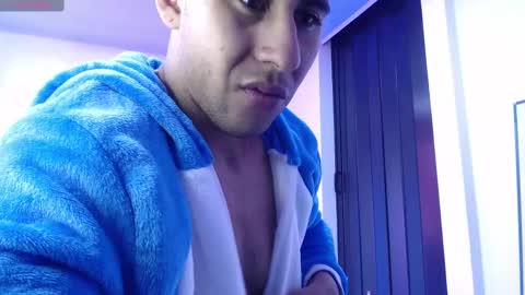 Snapshot of alejandrojf_00 chatting on 01.06.25 Daiki jack online show from 01.06.25