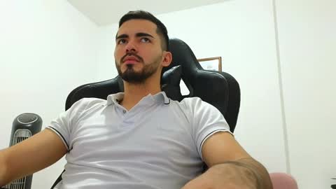 alejandroo_7 online show from 12.21.24