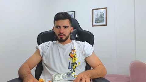 alejandroo_7 online show from 02.02.25