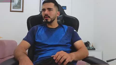 alejandroo_7 online show from 10.18.25