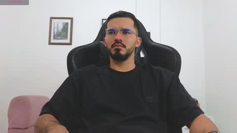 alejandroo_7 online show from 11.12.25