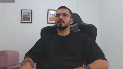 alejandroo_7 online show from 12.16.25