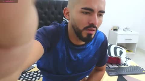 alejandroo_7 online show from 02.20.26