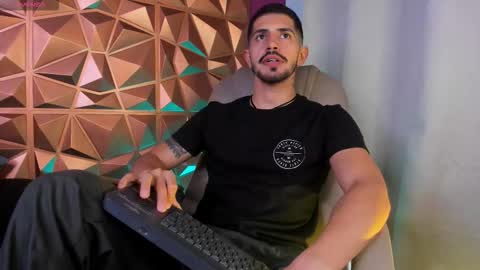 Snapshot of alejandrostorm chatting on 02.15.26 Alejo online show from 02.15.26