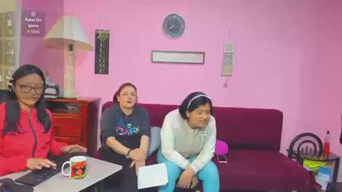 zoe and Kataleya online show from 09.09.25